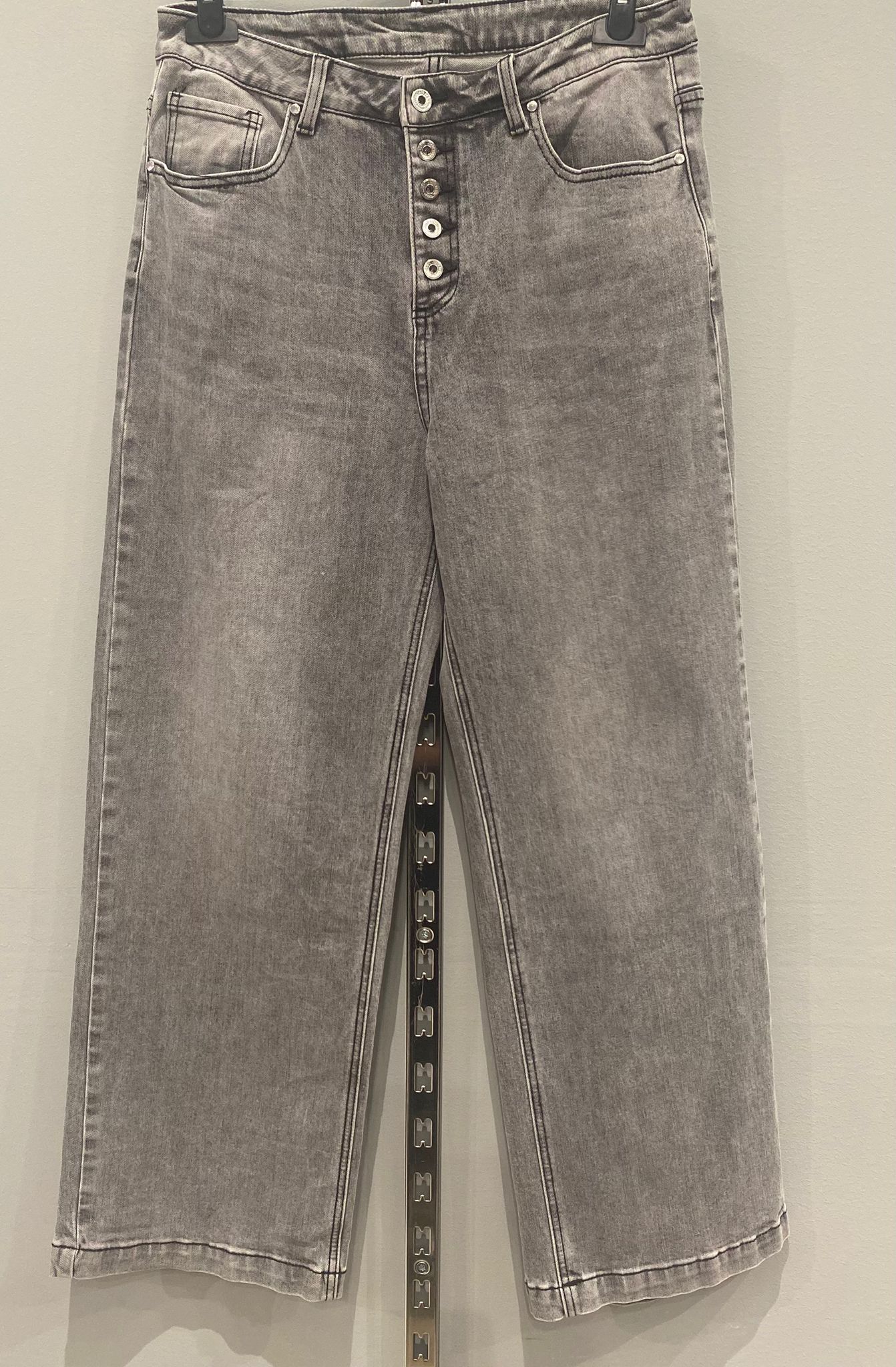 Jeans grigio bottoni
