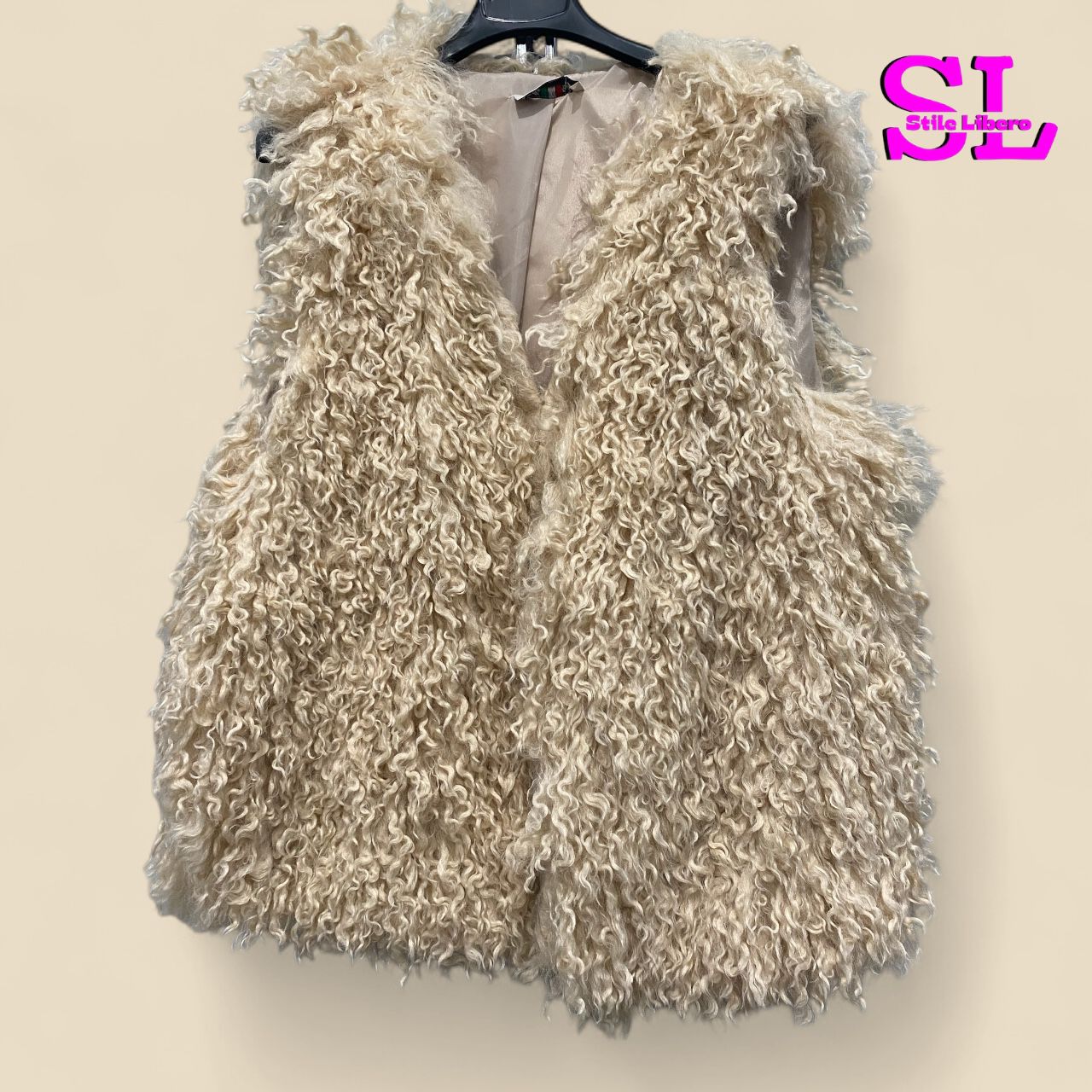 Ecopelliccia smanicata riccia