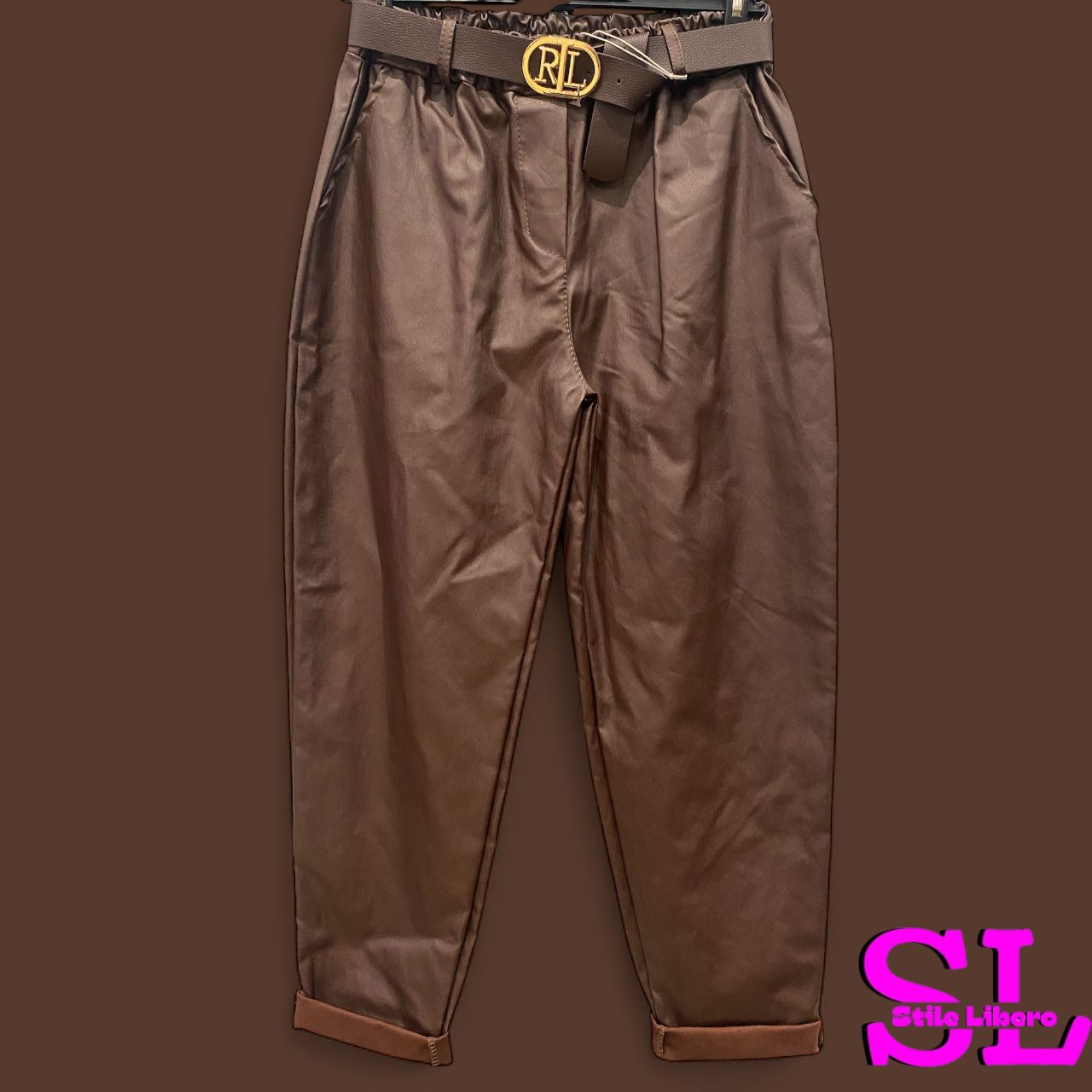 Pantalone in ecopelle con cinta