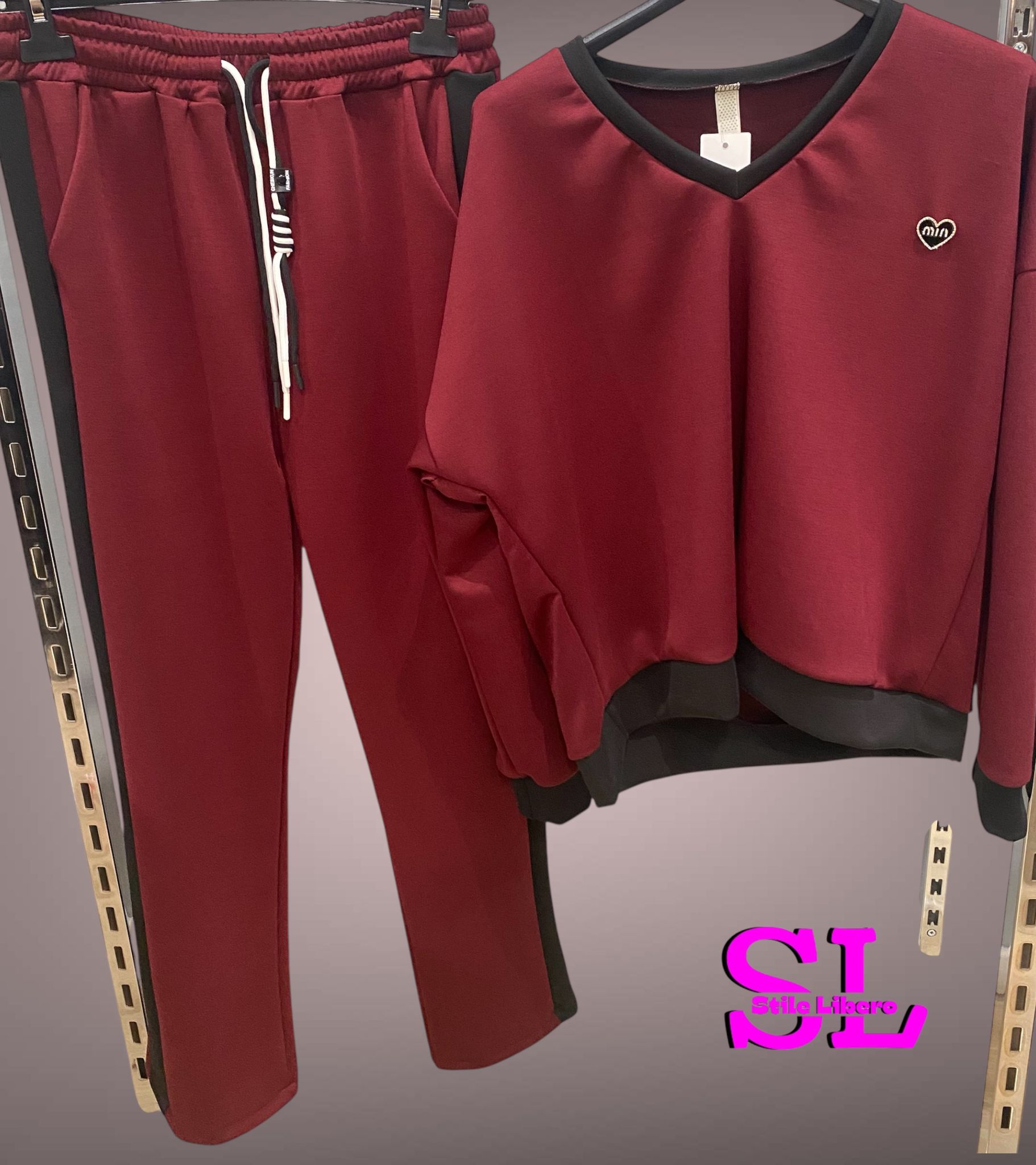 Completo spilla cuore