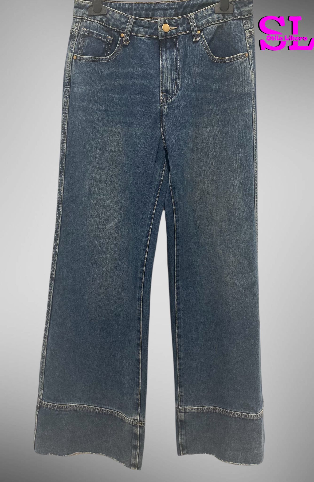 Jeans zampa risvolto